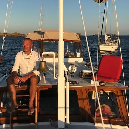 ספינת מלון Yacht Classic Privatise *